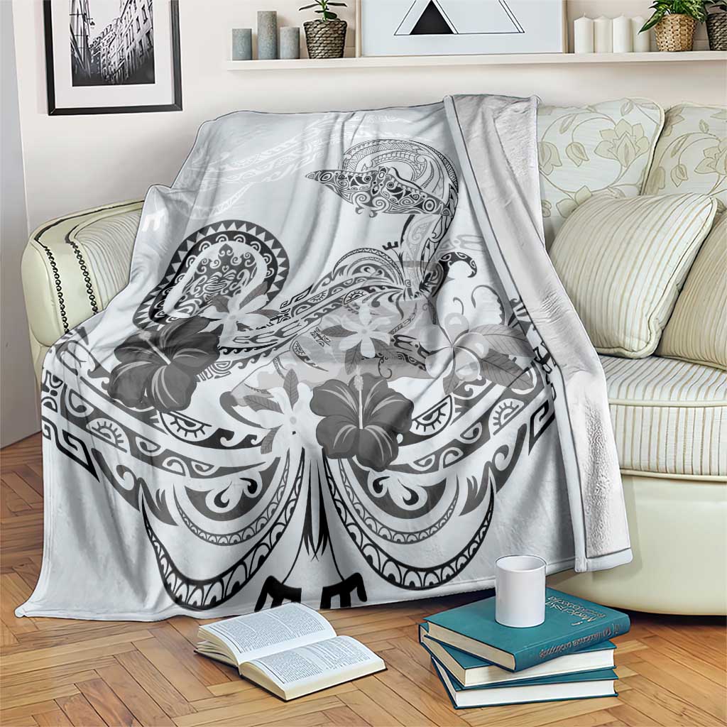 Polynesian Manta Ray Blanket Gray Floral Turtle Tattoo - Polynesian Pride