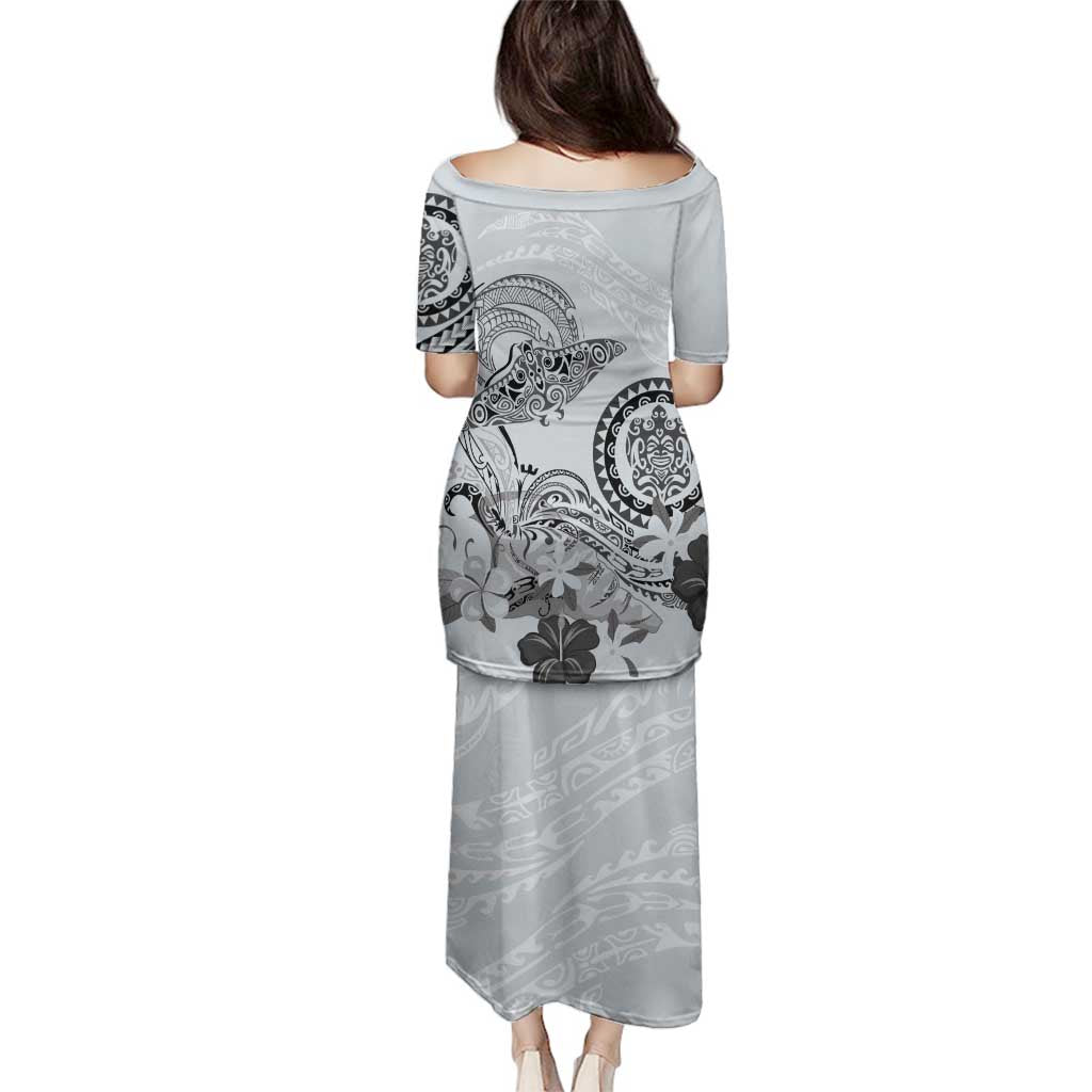 Polynesian Manta Ray Family Matching Puletasi and Hawaiian Shirt Gray Floral Turtle Tattoo - Polynesian Pride