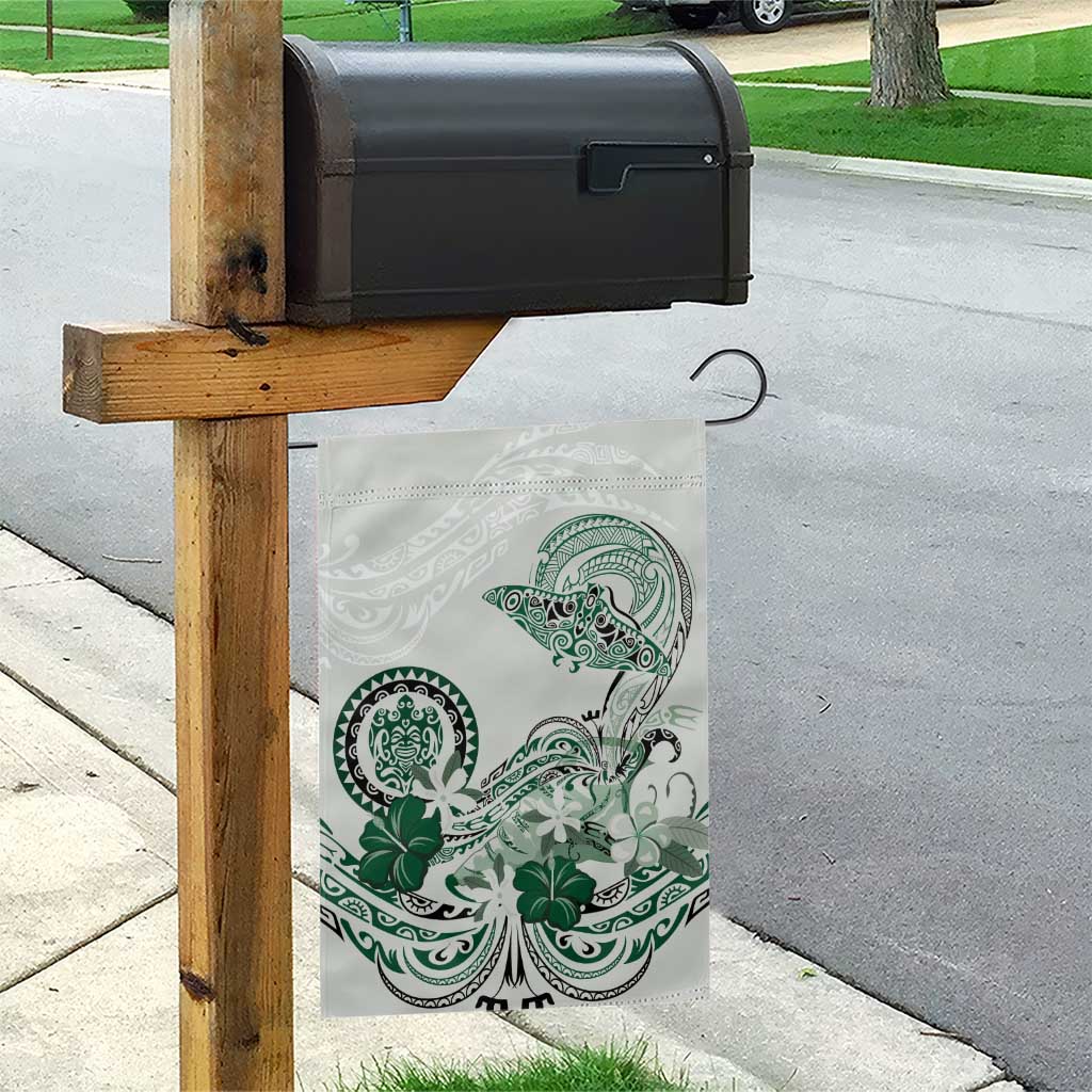 Polynesian Manta Ray Garden Flag Green Floral Turtle Tattoo - Polynesian Pride