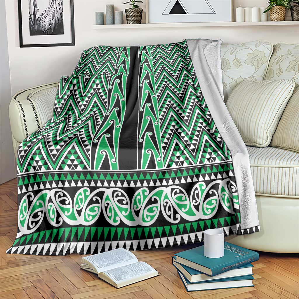New Zealand Maori Niho Taniwha Blanket Kakariki Mangopare and Puhoro Pattern LT9 Green - Polynesian Pride