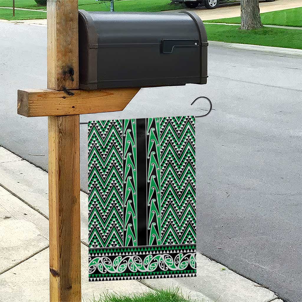 New Zealand Maori Niho Taniwha Garden Flag Kakariki Mangopare and Puhoro Pattern