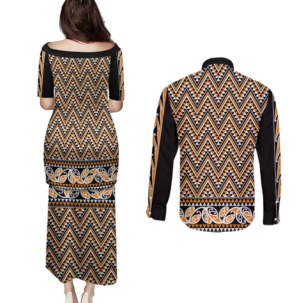 New Zealand Maori Niho Taniwha Couples Matching Puletasi and Long Sleeve Button Shirt Karaka Mangopare and Puhoro Pattern LT9 - Polynesian Pride