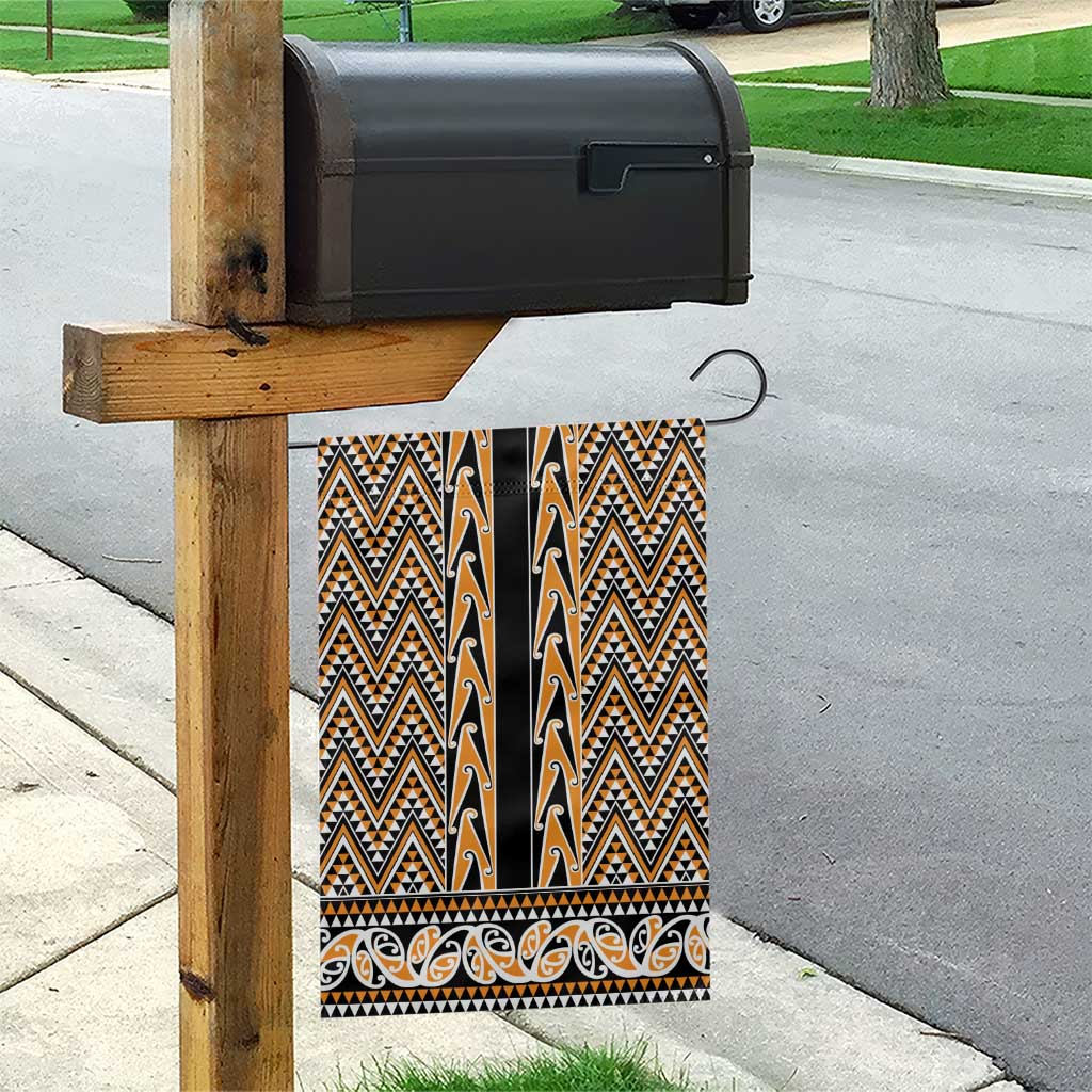 New Zealand Maori Niho Taniwha Garden Flag Karaka Mangopare and Puhoro Pattern