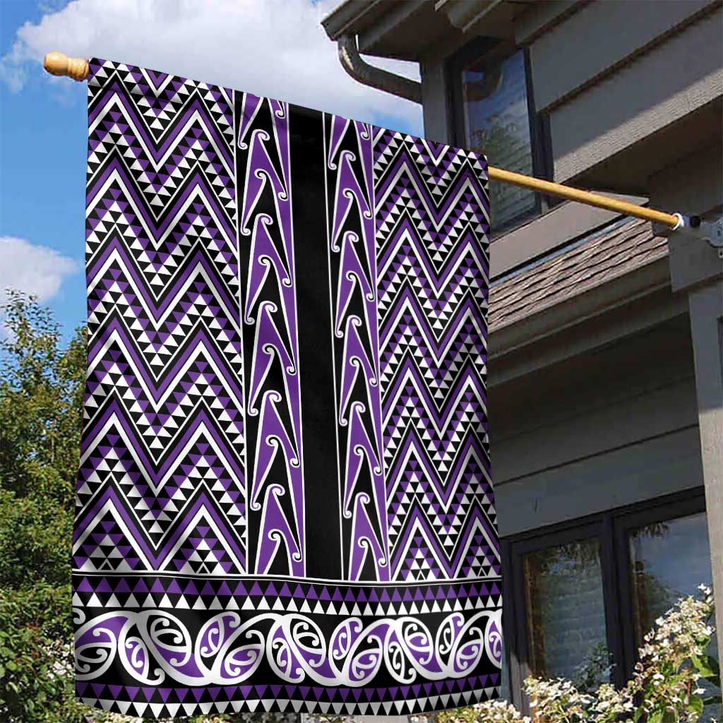New Zealand Maori Niho Taniwha Garden Flag Waiporopo Mangopare and Puhoro Pattern