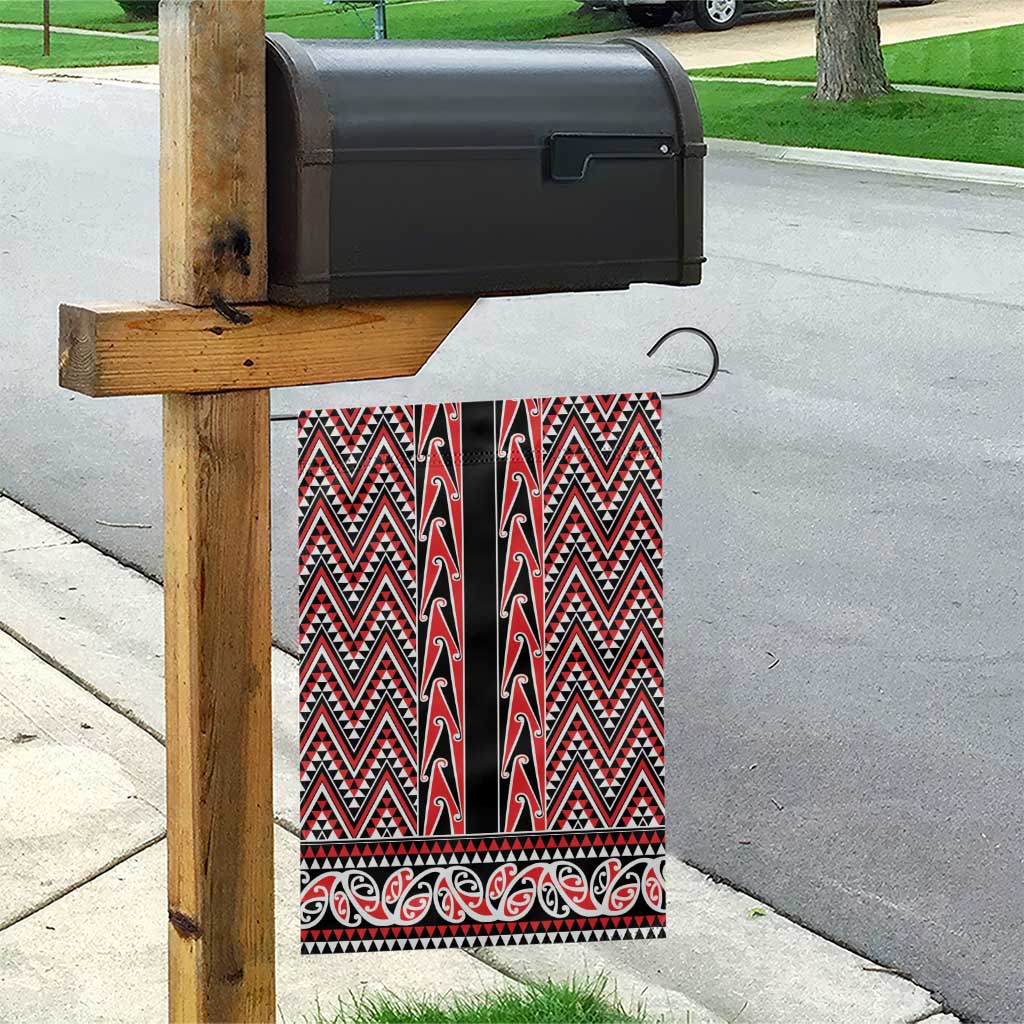 New Zealand Maori Niho Taniwha Garden Flag Whero Mangopare and Puhoro Pattern