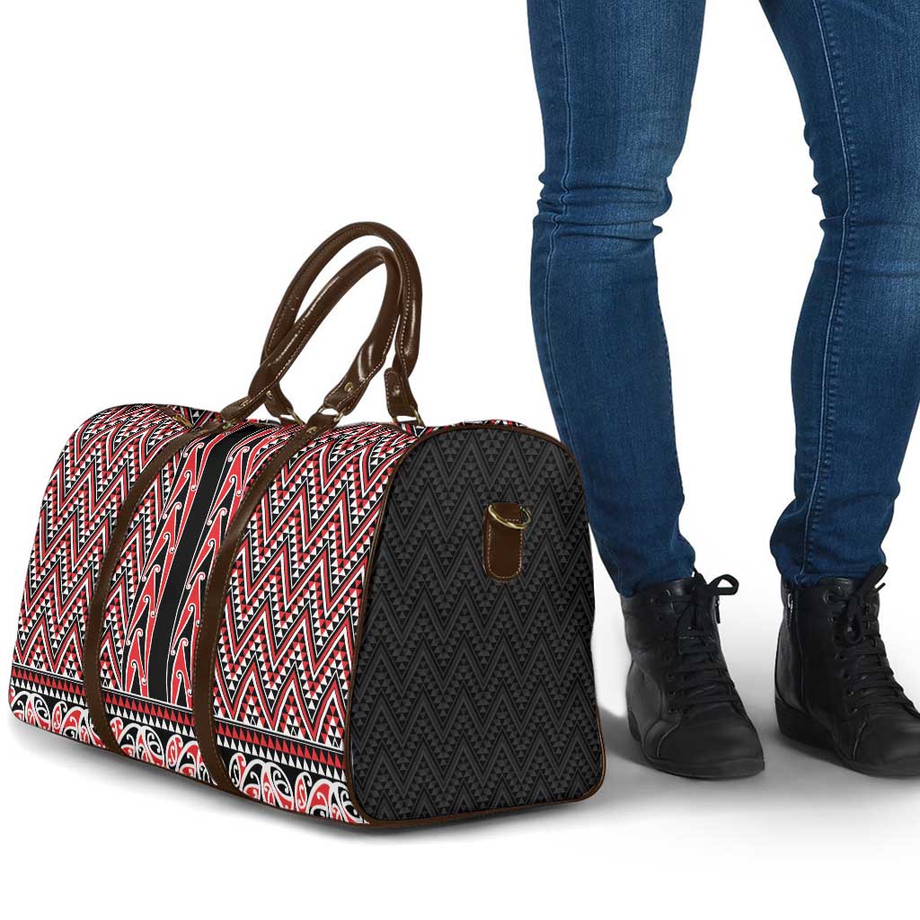 New Zealand Maori Niho Taniwha Travel Bag Whero Mangopare and Puhoro Pattern - Polynesian Pride