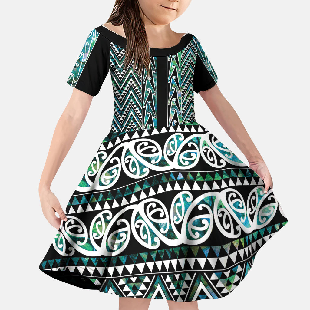 New Zealand Maori Niho Taniwha Family Matching Off The Shoulder Long Sleeve Dress and Hawaiian Shirt Papua Shell - Mangopare Puhoro Pattern LT9 Daughter's Dress Green - Polynesian Pride