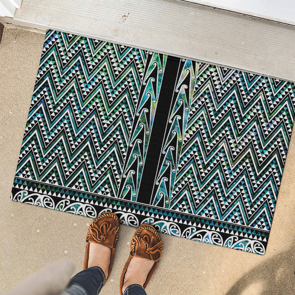 New Zealand Maori Niho Taniwha Rubber Doormat Papua Shell - Mangopare Puhoro Pattern