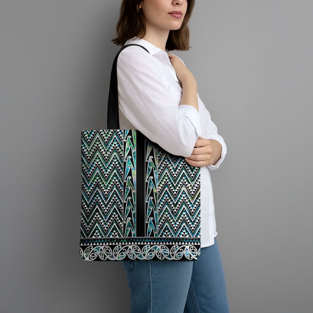 New Zealand Maori Niho Taniwha Tote Bag Papua Shell - Mangopare Puhoro Pattern