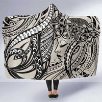 Polynesian Girl Tribal Tattoo Hooded Blanket Beige Vibe