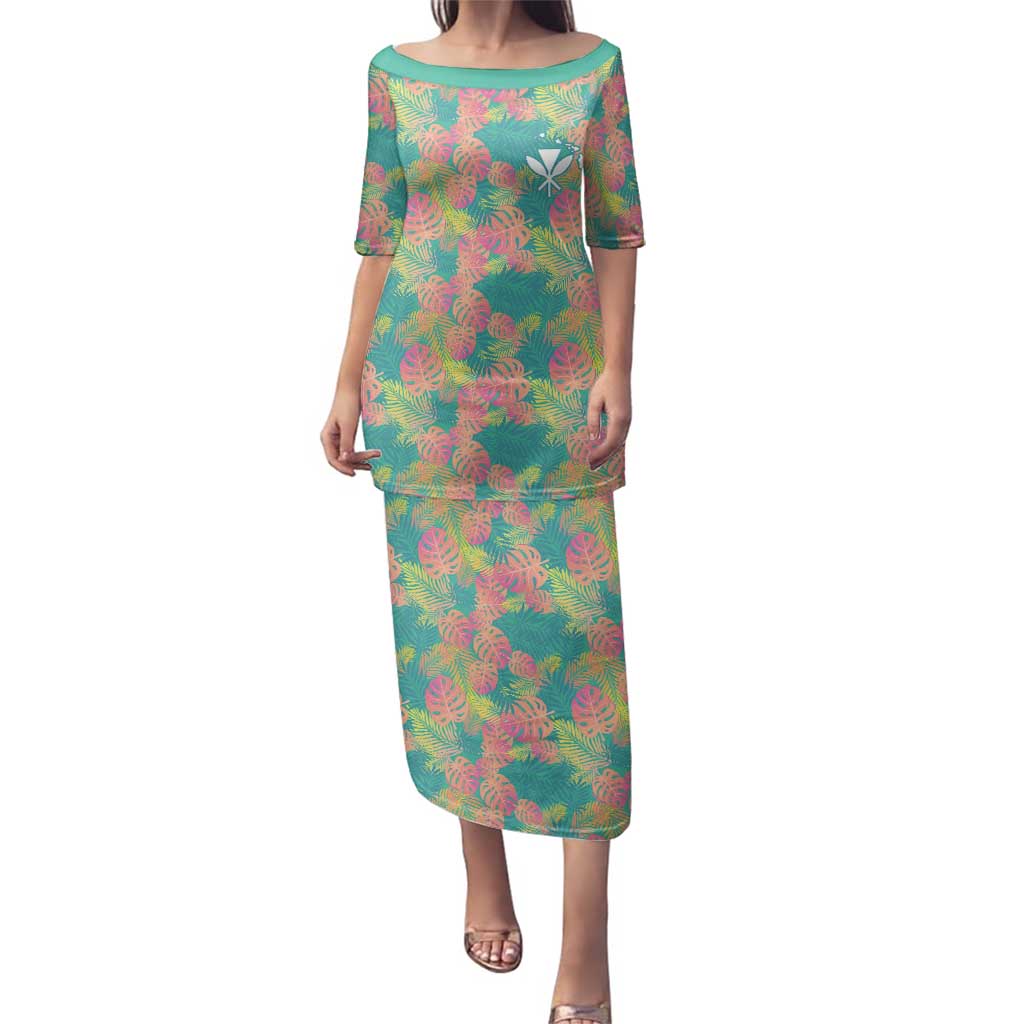 Seamless Hawaiian Quilt Pattern Family Matching Puletasi and Hawaiian Shirt Hawaii Culture Palm Leaf Tropical - Polynesian Pride