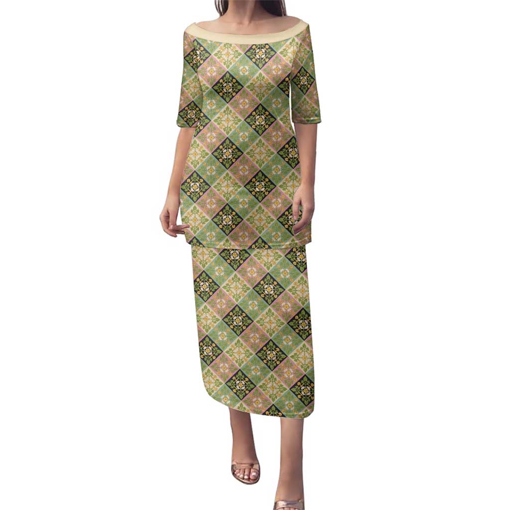 Seamless Pattern Puakenikeni and Kalo Family Matching Puletasi and Hawaiian Shirt LT9 Mom's Dress Beige - Polynesian Pride
