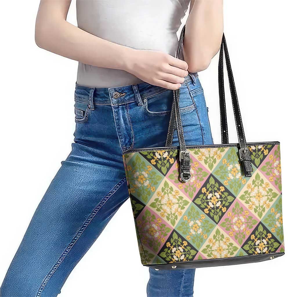 Seamless Pattern Puakenikeni and Kalo Leather Tote Bag LT9 - Polynesian Pride