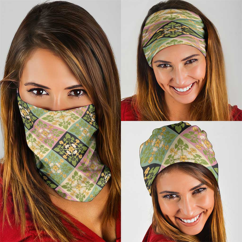 Seamless Pattern Puakenikeni and Kalo Neck Gaiter LT9 - Polynesian Pride