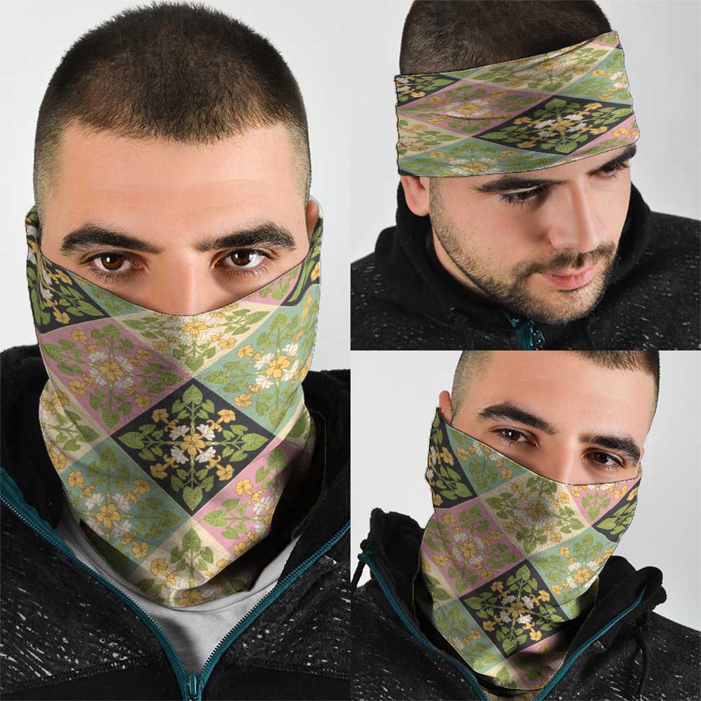 Seamless Pattern Puakenikeni and Kalo Neck Gaiter LT9 - Polynesian Pride