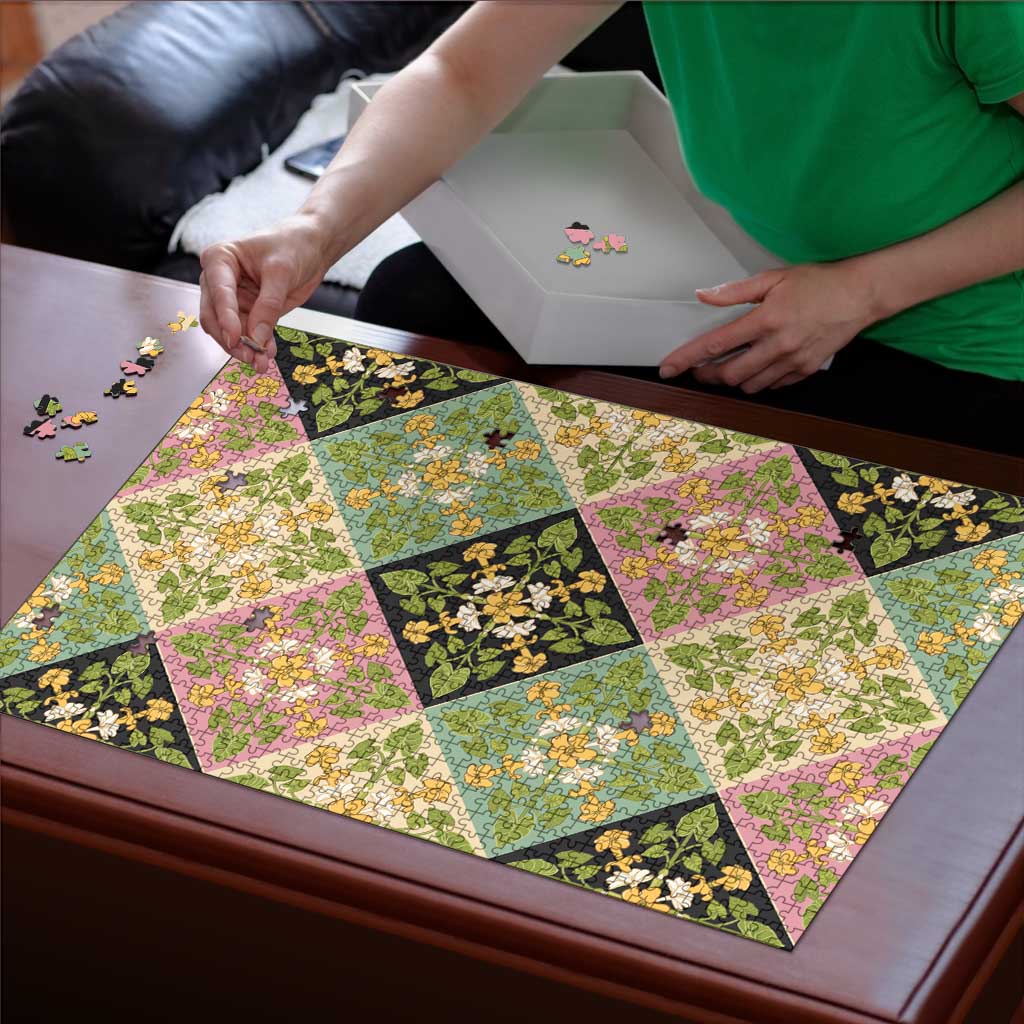 Seamless Pattern Puakenikeni and Kalo Puzzle - Polynesian Pride