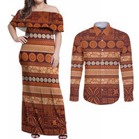 Fiji Marau na Kerisimasi Couples Matching Off Shoulder Maxi Dress and Long Sleeve Button Shirt Gold Tapa Masi Inspired Christmas - Polynesian Pride
