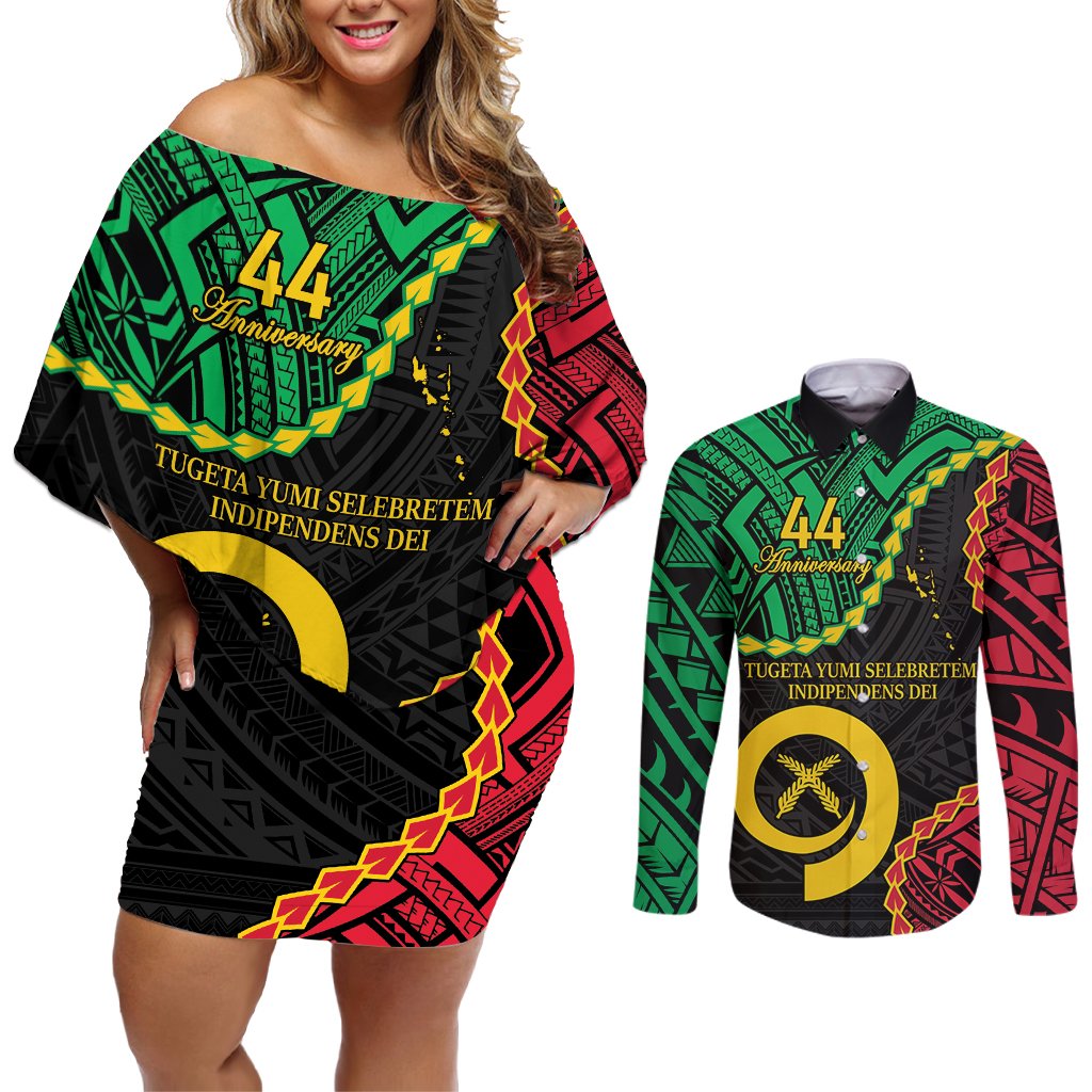 Personalised Vanuatu 44th Anniversary Couples Matching Off Shoulder Short Dress and Long Sleeve Button Shirt Tugeta Yumi Selebretem Indipendens Dei LT9 Black - Polynesian Pride