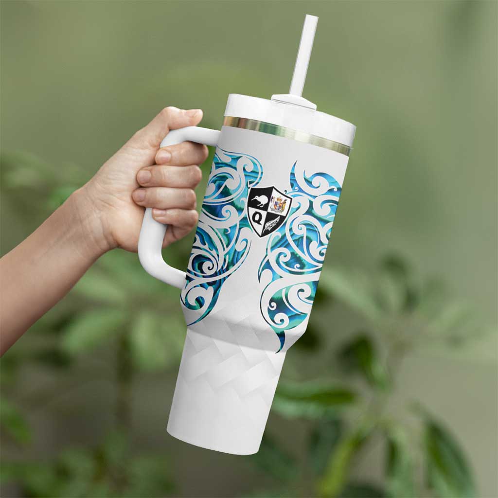 Queensland Maori Kiwi Personalised Tumbler With Handle Ma Kakariki Papua Shell Maori Tribal Tattoo LT9 - Polynesian Pride