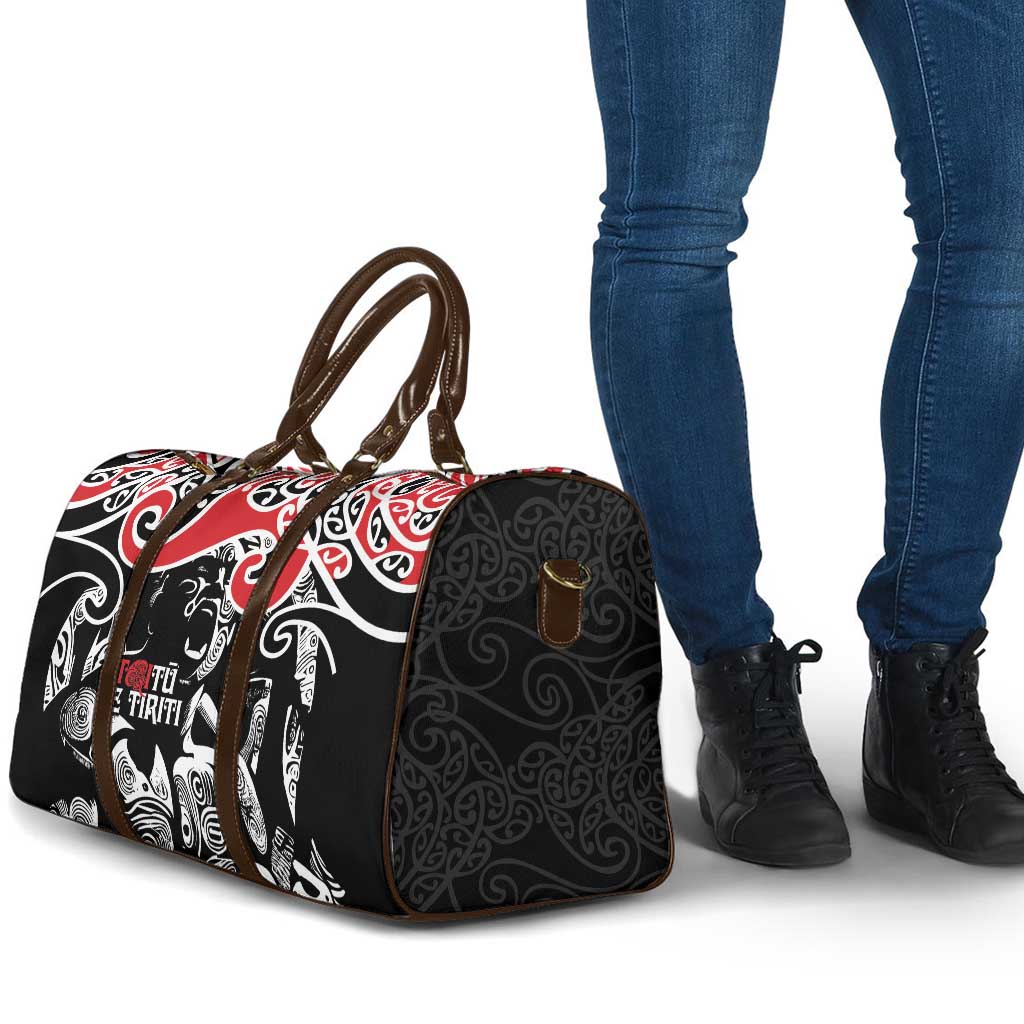 Aotearoa Toitu Te Tiriti Travel Bag New Zealand Stand Together Stand Stronger - Polynesian Pride