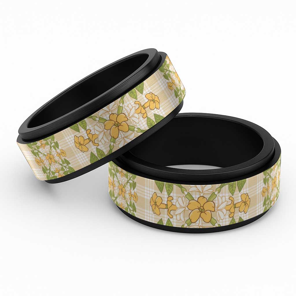 Squares Puakenikeni and Kalo Spinner Ring Beige Palaka Hawaiian Quilt Pattern - Polynesian Pride