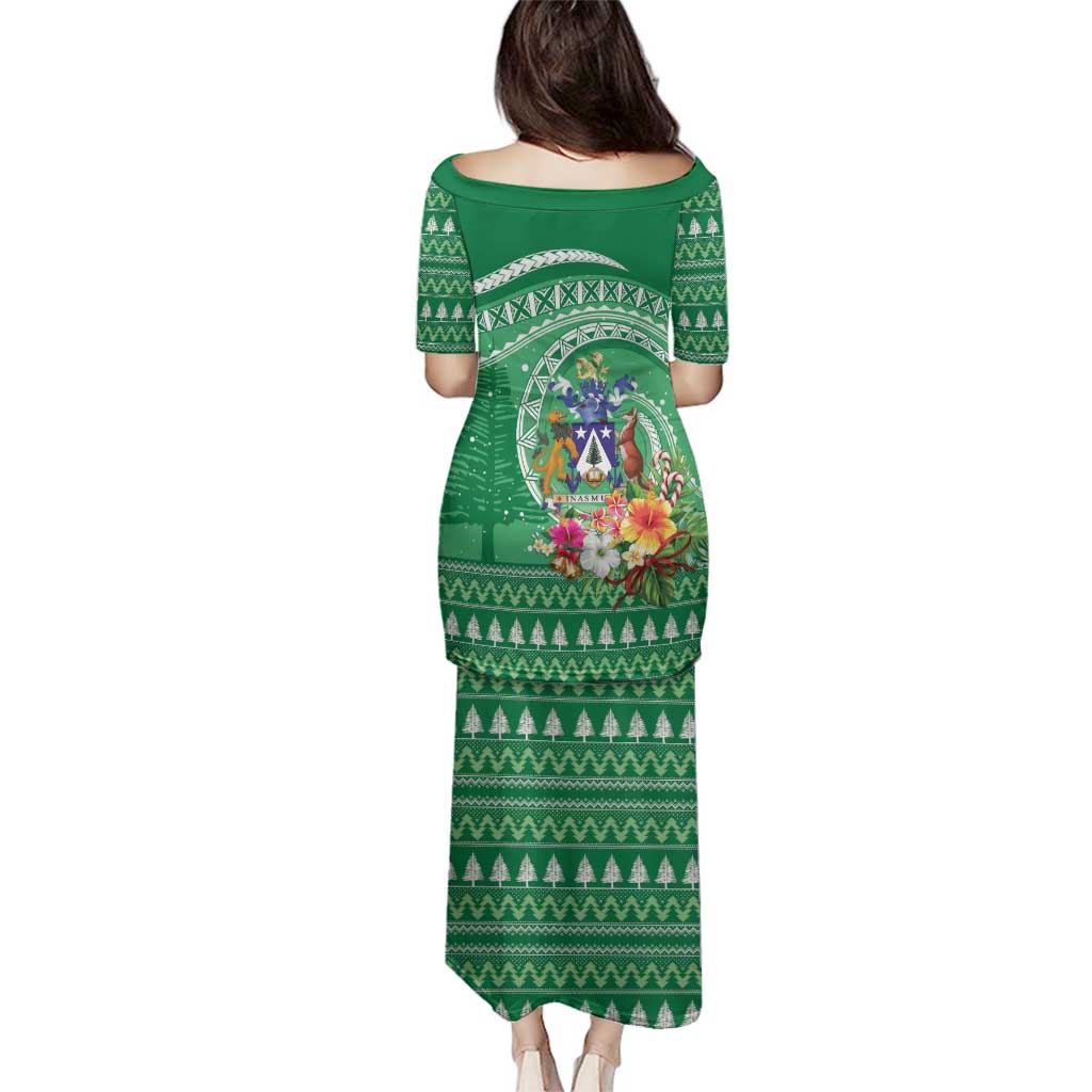 Norfolk Island Pine Tree Christmas Family Matching Puletasi and Hawaiian Shirt Coat of Arm and Polynesian Pattern LT9 - Polynesian Pride