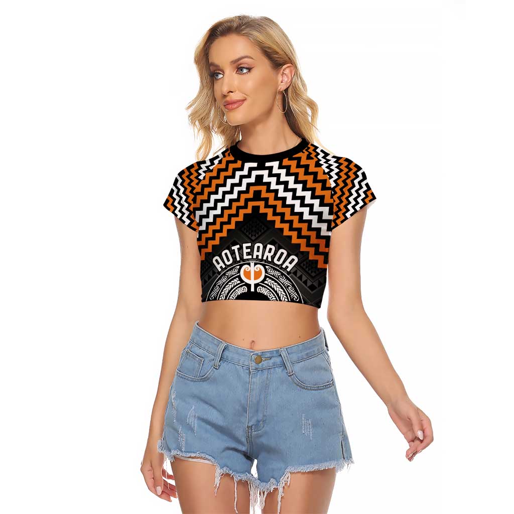 Personalised Aotearoa Niho Taniwha Motif Raglan Cropped T Shirt Gold Style