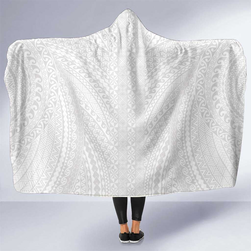 Lotu Tamaiti White Tongan Ngatu Hooded Blanket Polynesian Tribal Fonulei Pattern - Polynesian Pride