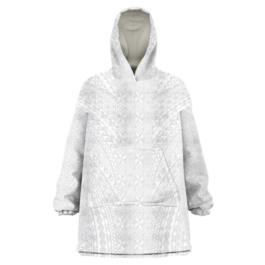 Lotu Tamaiti White Tongan Ngatu Wearable Blanket Hoodie Polynesian Tribal Fonulei Pattern LT9 One Size White - Polynesian Pride