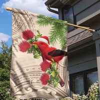 Christmas Hawaii with I'iwi Bird Garden Flag Aloha Mele Kalikimaka - Beige Art