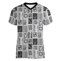 Vintage Aloha Block Quilt Women V-Neck T-Shirt Black Inspired Lei Motifs LT9 Female Black - Polynesian Pride