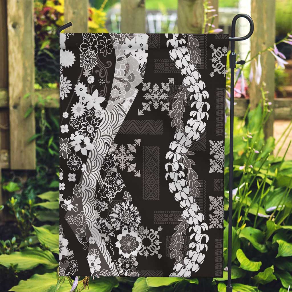 Hawaii Puakenikeni and Maile Lei Garden Flag Black Japanese Wave Style - Polynesian Pride