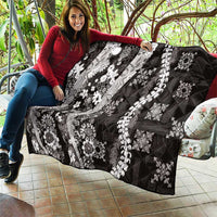 Hawaii Puakenikeni and Maile Lei Quilt Black Japanese Wave Style - Polynesian Pride