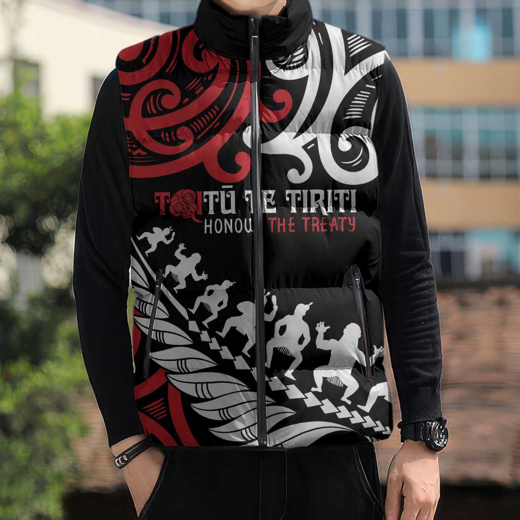 Honour The Treaty New Zealand Personalised Sleeveless Puffer Jacket Toitu Te Tiriti Half Fern Haka Dance - Polynesian Pride