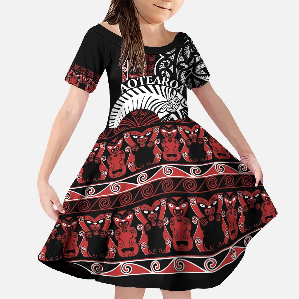 Honour The Treaty New Zealand Personalised Family Matching Mermaid Dress and Hawaiian Shirt Toitu Te Tiriti Indigenous Maori Face LT9 Daughter's Dress Black - Polynesian Pride
