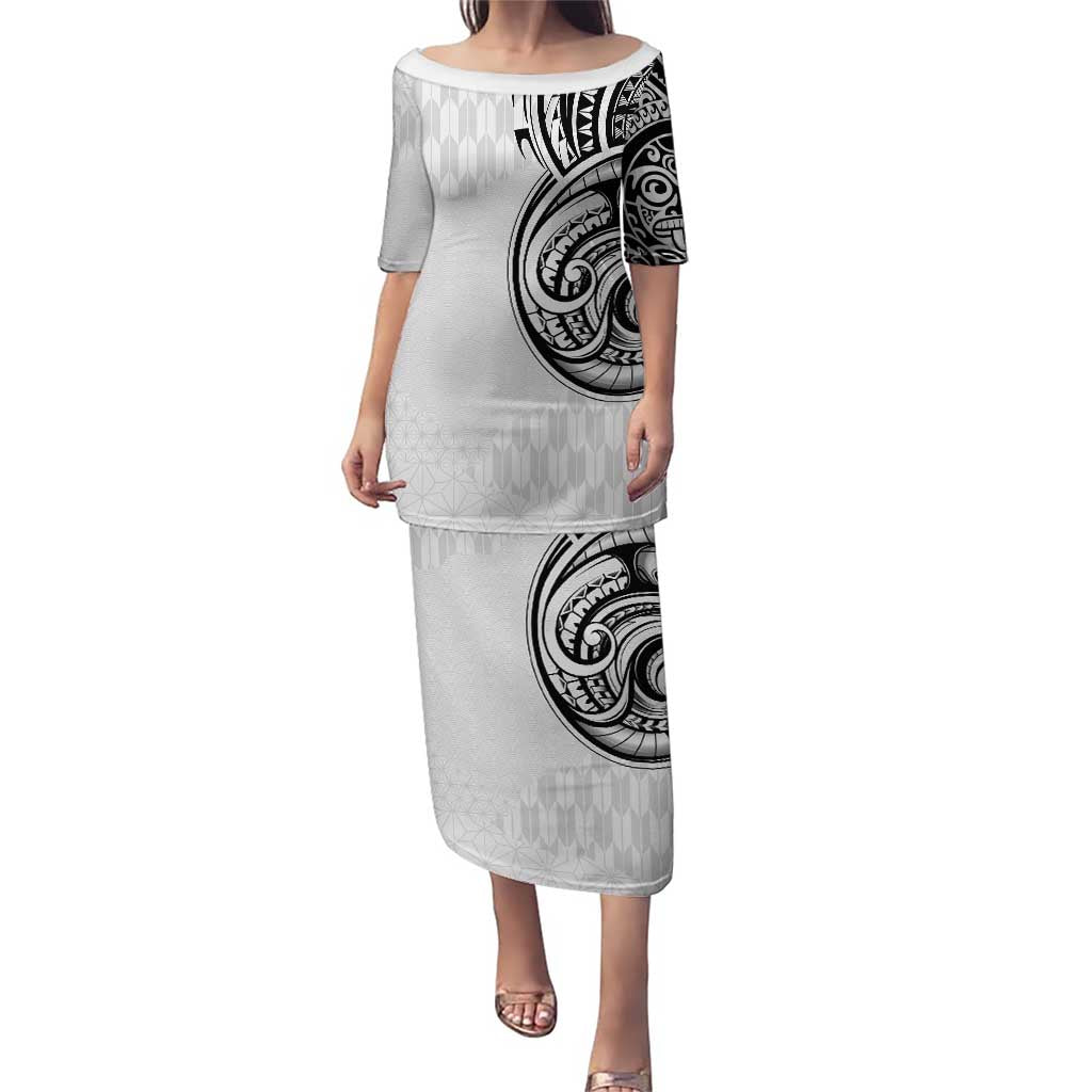 Hawaii and Japanese Culture Personalised Puletasi With Polynesian Tribal Tattoo Style