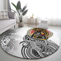 Japanese Samurai Warrior Round Carpet White Polynesian Tattoo Style