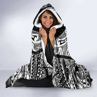 New Zealand Black Fern Custom Hooded Blanket Maori Tukutuku Black-white Motif