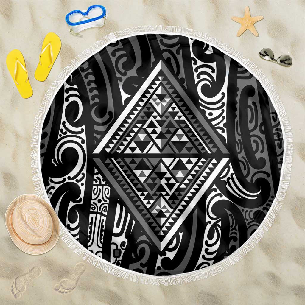 New Zealand Maori Taniko Beach Blanket Black Kowhaiwhai Puhoro