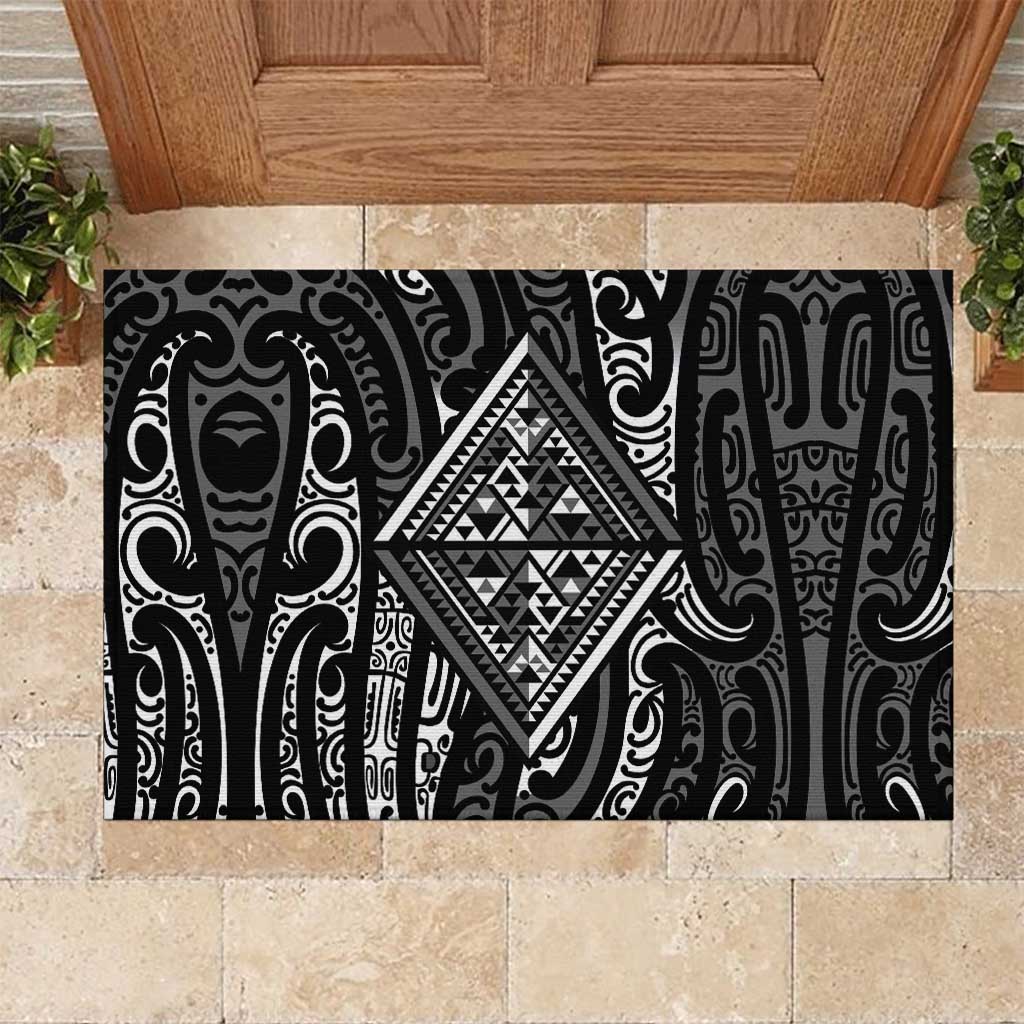 New Zealand Maori Taniko Rubber Doormat Black Kowhaiwhai Puhoro LT9 Black - Polynesian Pride
