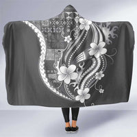 Samoa Siapo Tribal Pattern Hooded Blanket Light Gray Polynesian Plumeria Tapa Motif
