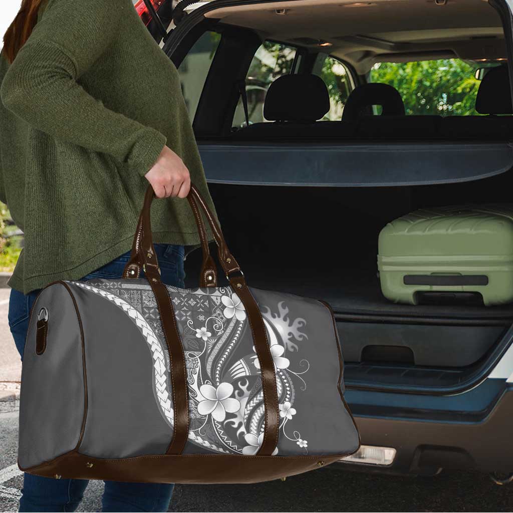 Samoa Siapo Tribal Pattern Travel Bag Light Gray Polynesian Plumeria Tapa Motif