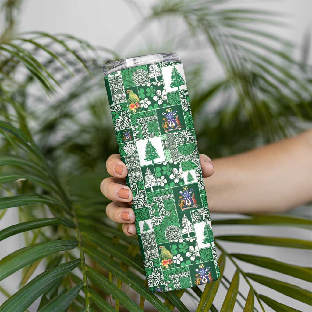 Norfolk Island Meri Krismas Skinny Tumbler Pacific Patchwork Xmas Vibes - Polynesian Pride