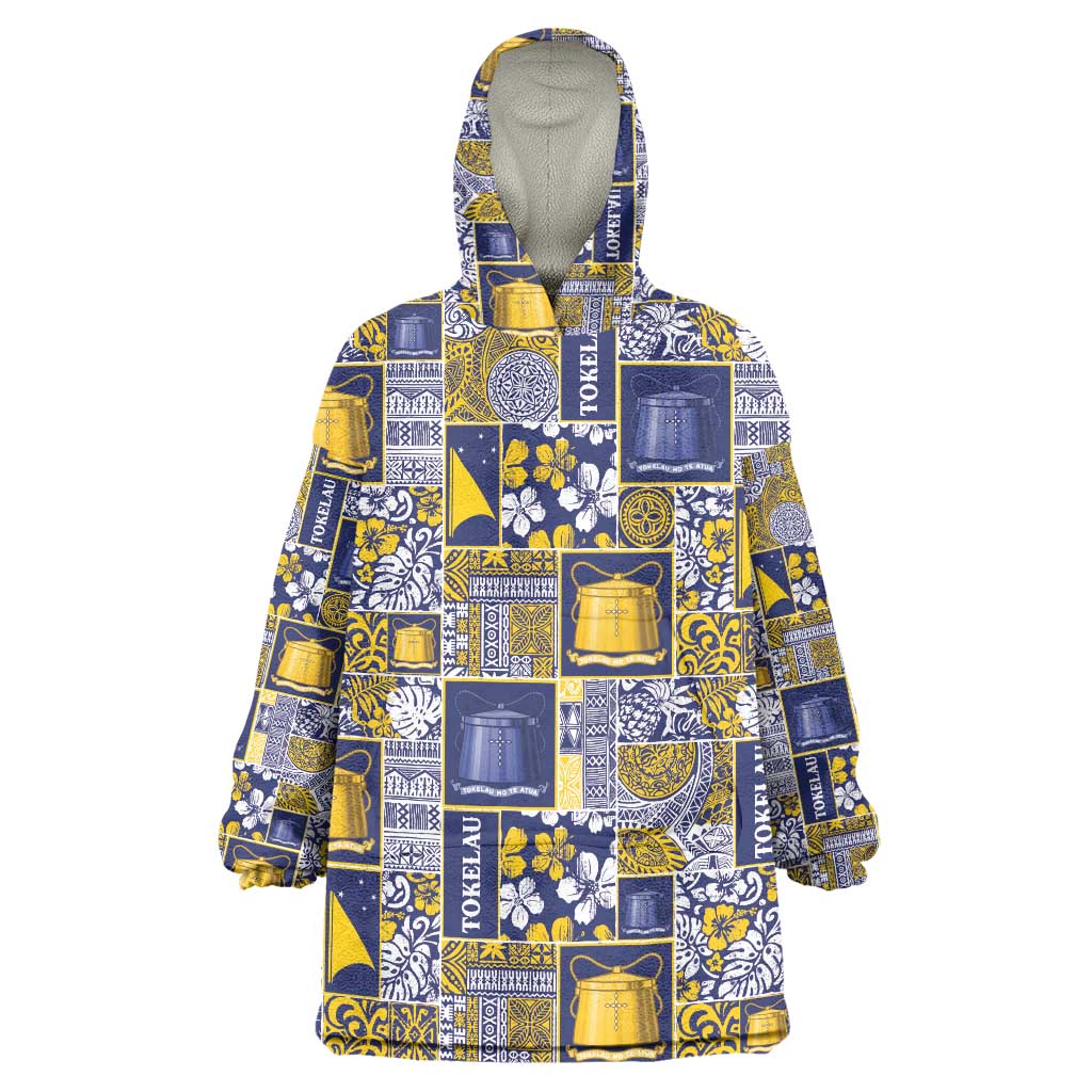 Tokelau Manuia te Kilihimahi Wearable Blanket Hoodie Pacific Patchwork Xmas Vibes - Polynesian Pride