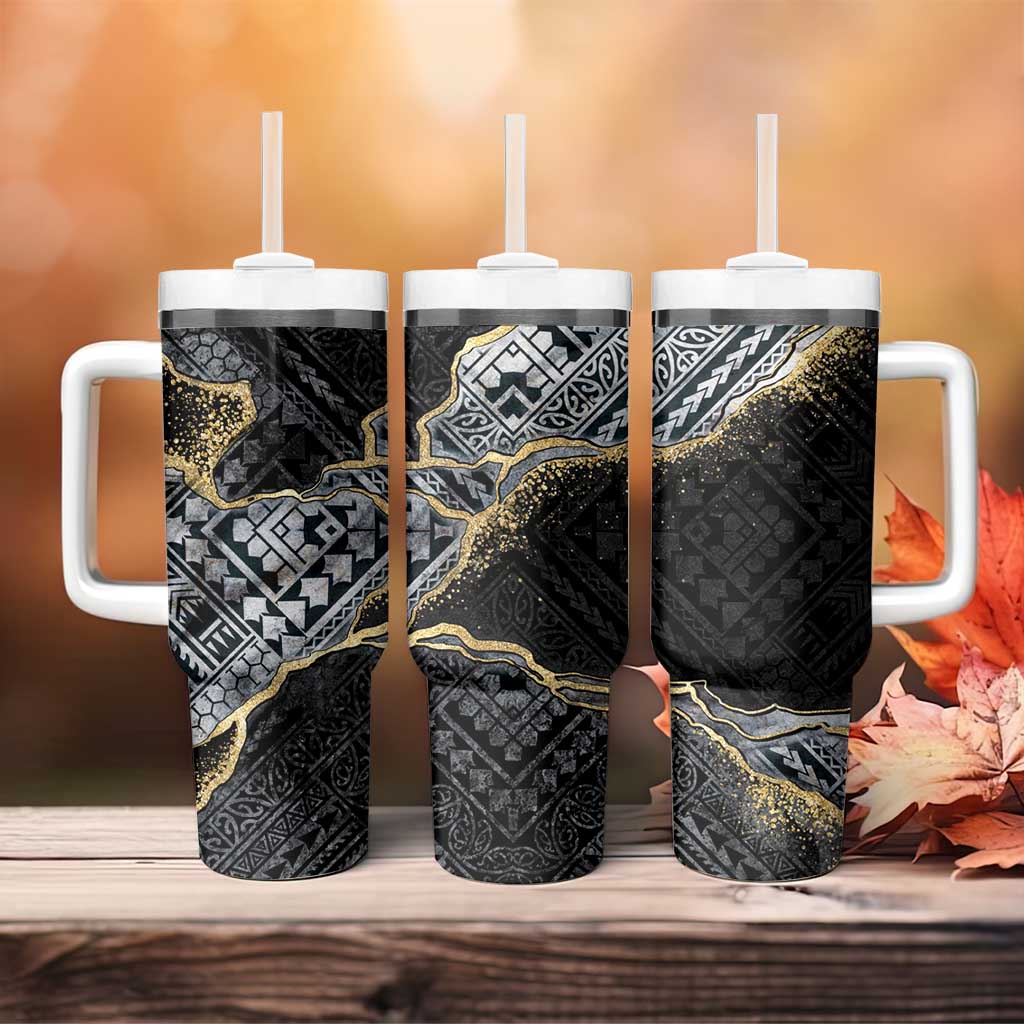 Polynesian Tribal Tattoo Tumbler With Handle Dark Marble Pattern