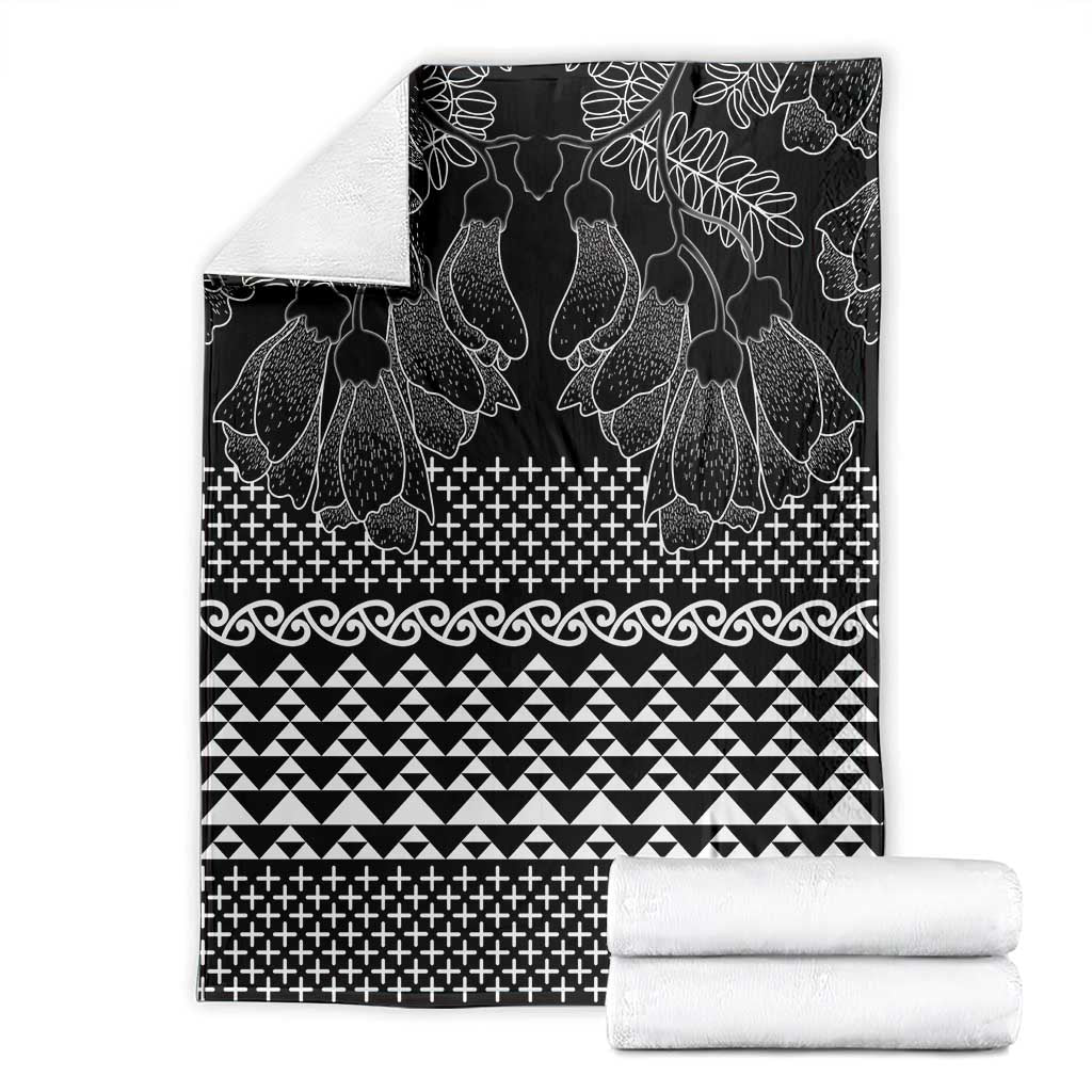 Black Taniko Kowhaiwhai Tukutuku Motif Blanket