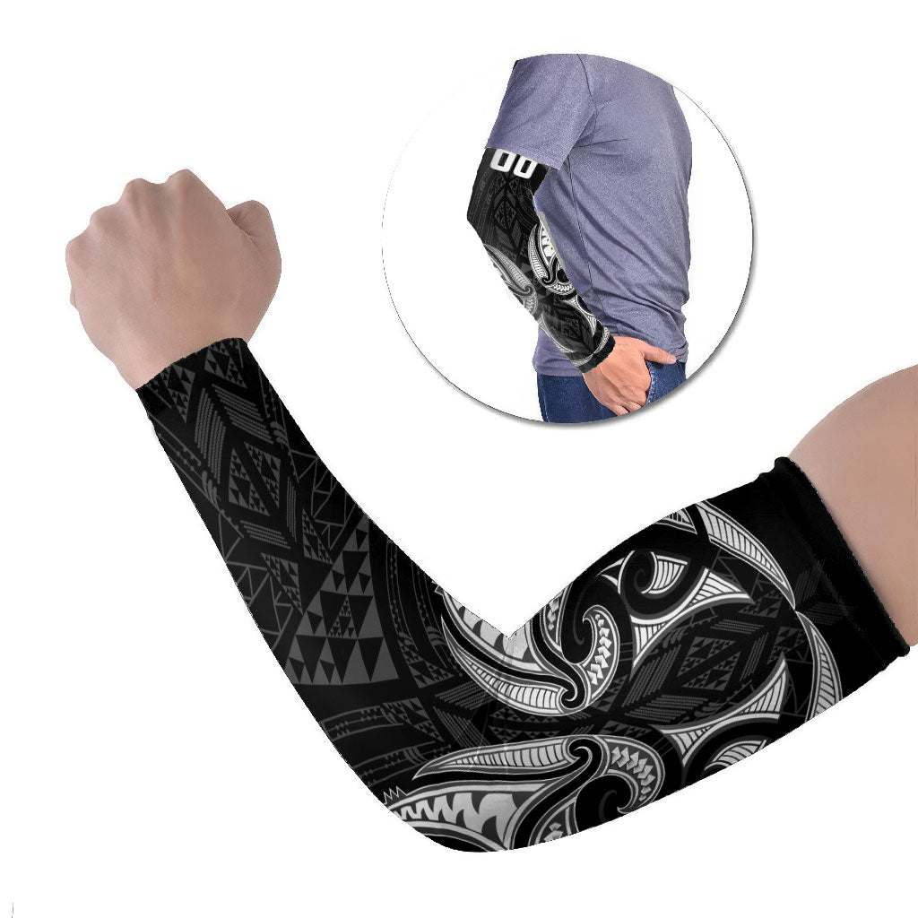 Maori Rugby Custom Ngaru Mangopare Arm Sleeves Black Whetu Niho Taniwha Motif LT9 Set of 2 Black - Polynesian Pride