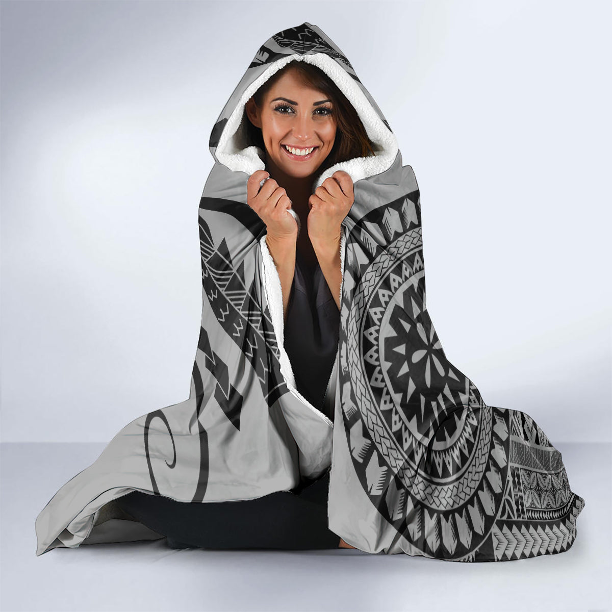 Samoa Siapo Arty Hooded Blanket Black Style LT9 - Polynesian Pride