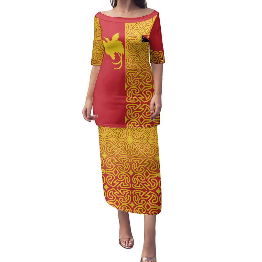 Papua New Guinea Oro Tapa Personalised Family Matching Puletasi and Hawaiian Shirt Simple Bird of Paradise Style LT9 Mom's Dress Red - Polynesian Pride