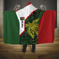 Personalised PNG Chimbu Province Hooded Blanket Bird of Paradise Tattoo Flag Motif - Polynesian Pride